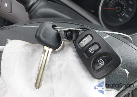 2015 Hyundai Elantra Se from USA, damaged, VIN 5NPDH4AEXFH596001